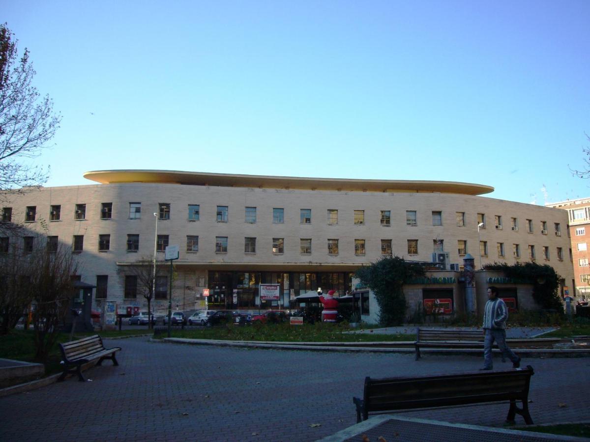 Central Appartment Piazza Bologna Rm Perris House Roma Exterior foto